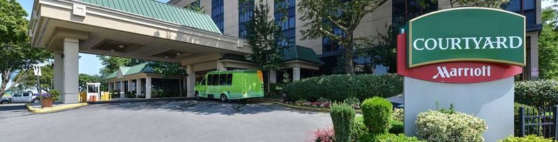 Courtyard By Marriott New York Laguardia Airport Hotel Ngoại thất bức ảnh