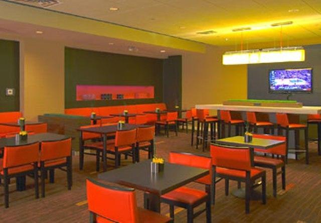 Courtyard By Marriott New York Laguardia Airport Hotel Nhà hàng bức ảnh